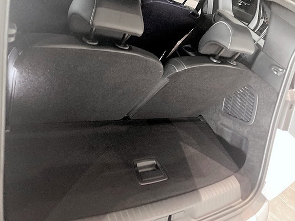 Peugeot 5008 18 of 19