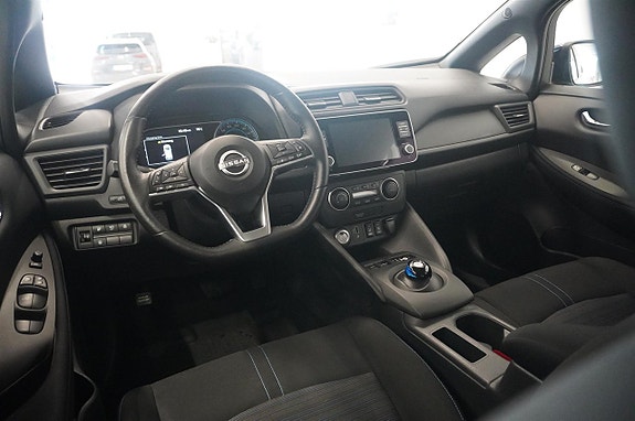 Nissan Leaf 8 of 13