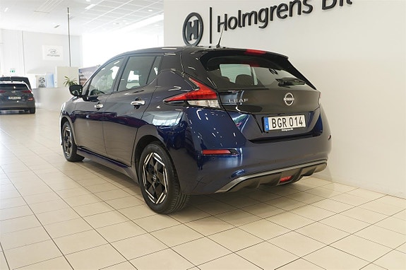 Nissan Leaf 5 of 5