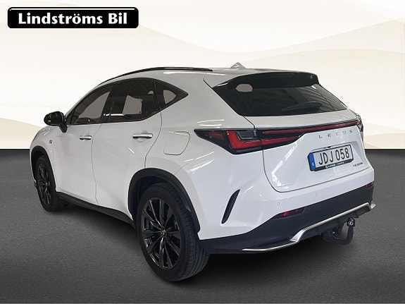 Lexus NX350h 4 of 20