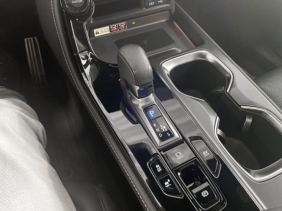 Lexus NX350h 18 of 20