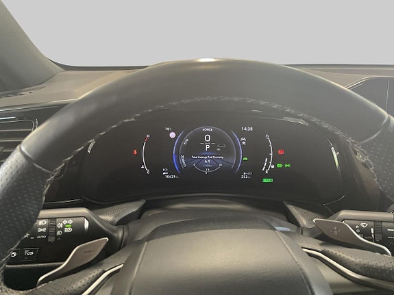 Lexus NX350h 15 of 20