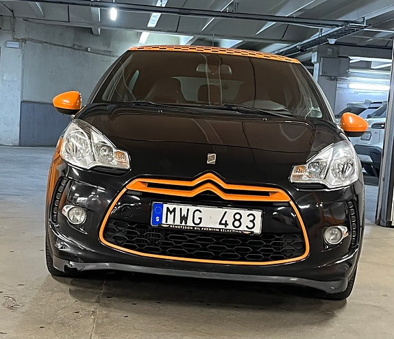 Citroen DS3 2 of 5