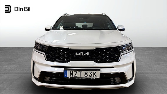 Kia Sorento 4 of 5