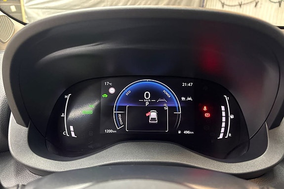Toyota Yaris 15 of 20