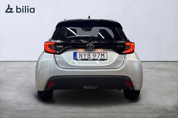 Toyota Yaris 4 of 20