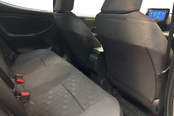 Toyota Yaris 8 of 20