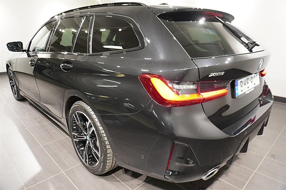 BMW 330e 16 of 16
