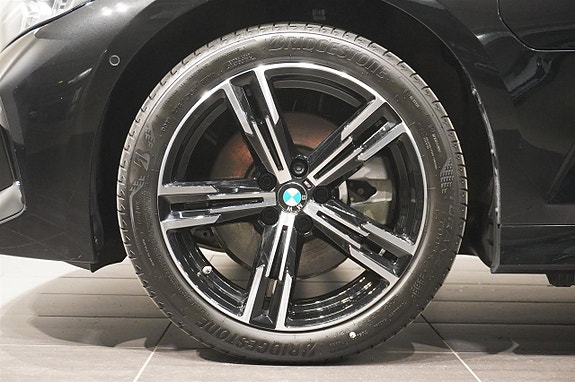 BMW 330e 7 of 16