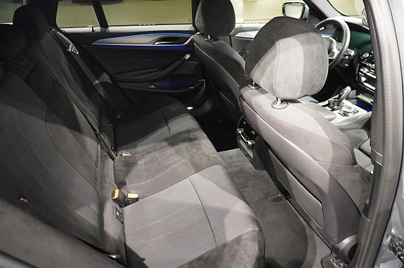 BMW 520d 8 of 17