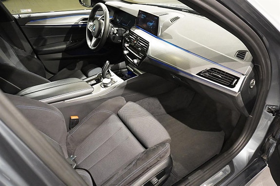 BMW 520d 9 of 17