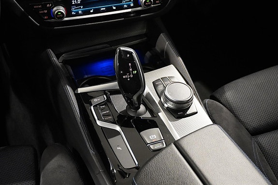BMW 520d 12 of 17