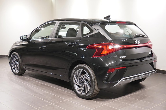 Hyundai i20 4 of 14