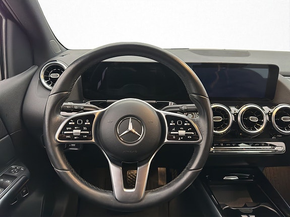 Mercedes-Benz B250 e 13 of 30