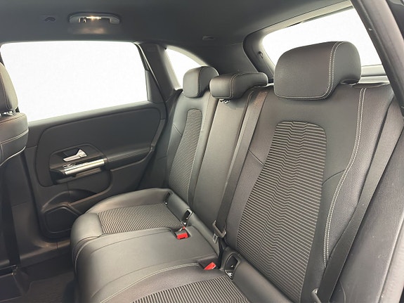 Mercedes-Benz B250 e 30 of 30