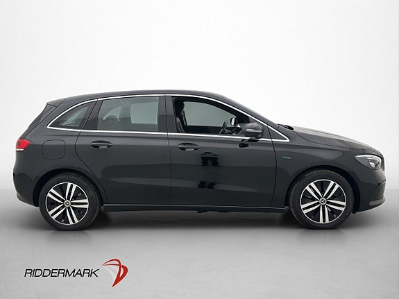 Mercedes-Benz B250 e 9 of 30