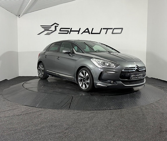 Citroen DS5 3 of 5