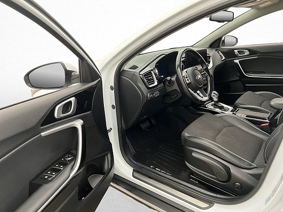 Kia XCeed 11 of 30