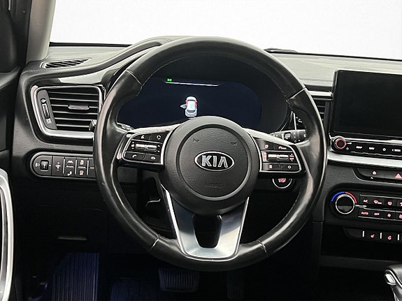 Kia XCeed 12 of 30