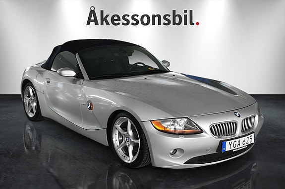 BMW Z4 2 of 5