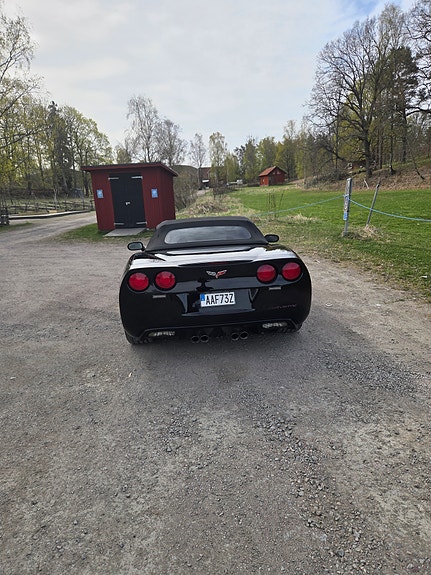 Chevrolet Corvette 5 of 5