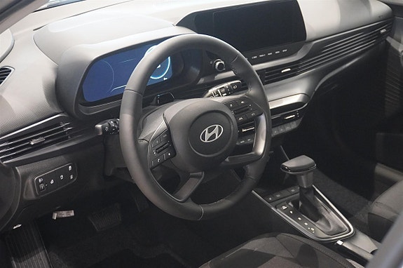 Hyundai i20 2 of 5