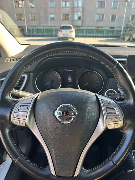 Nissan Qashqai 4 of 5