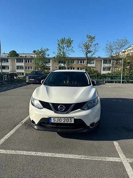 Nissan Qashqai 2 of 5
