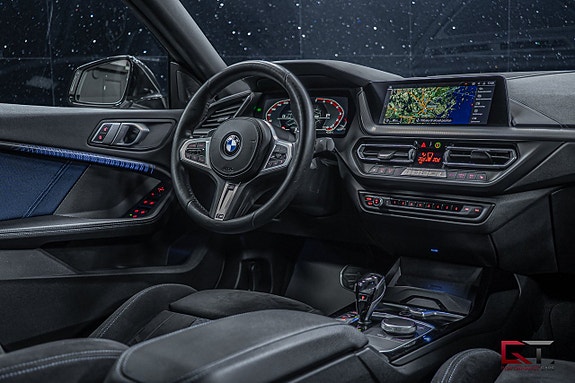 BMW M235i 18 of 21