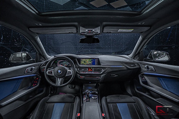 BMW M235i 16 of 21