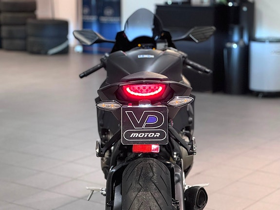 Honda CBR1000RR Fireblade Yoshimura QS+ 192hk 11 of 19