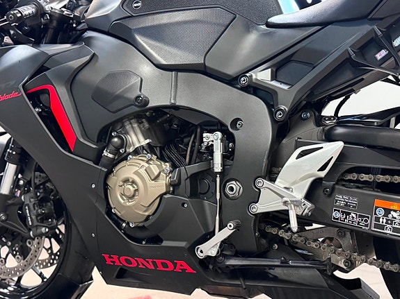 Honda CBR1000RR Fireblade Yoshimura QS+ 192hk 19 of 19