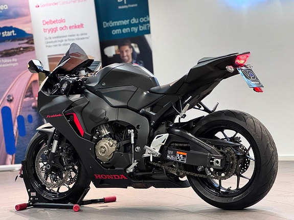 Honda CBR1000RR Fireblade Yoshimura QS+ 192hk 3 of 19