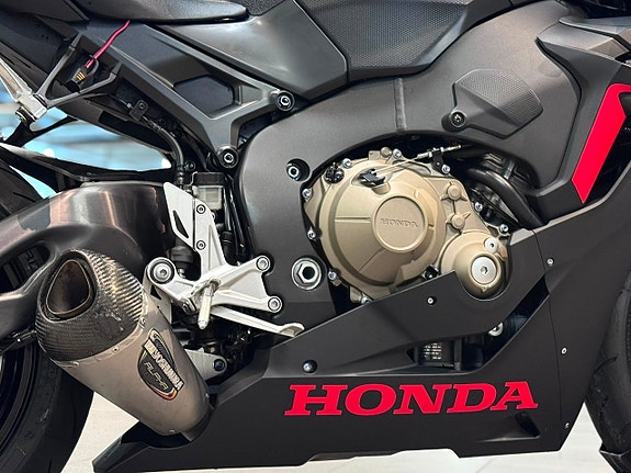 Honda CBR1000RR Fireblade Yoshimura QS+ 192hk 18 of 19