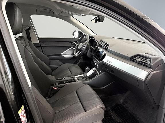 Audi Q3 5 of 5