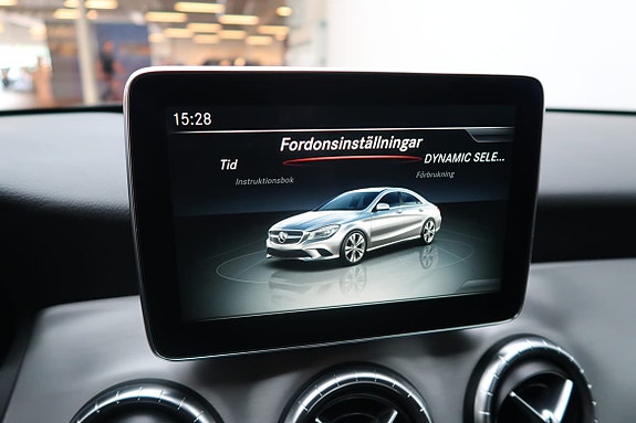 Mercedes-Benz CLA220 d 10 of 14