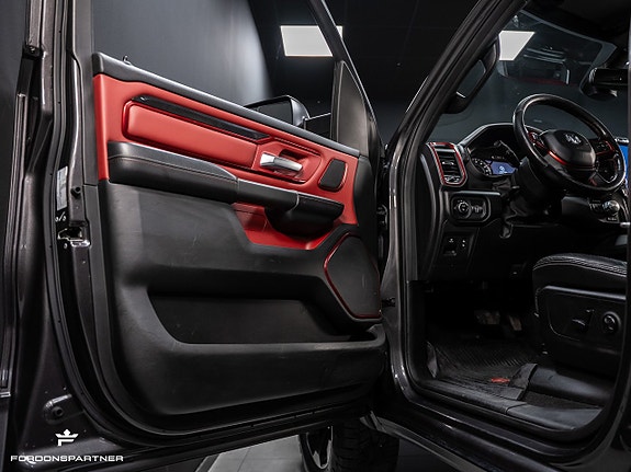 Dodge RAM 1500 17 of 30