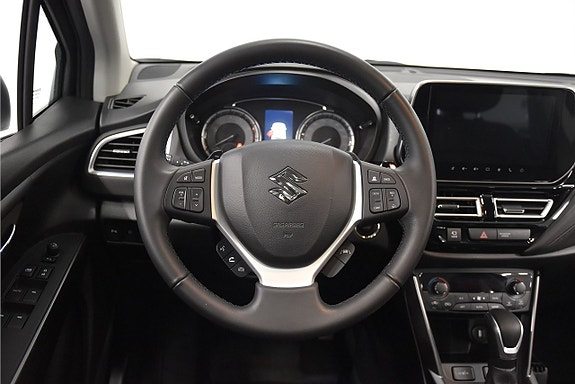 Suzuki S-Cross 2 of 5