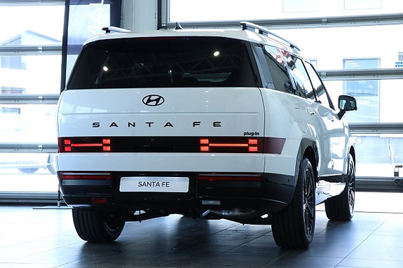 Hyundai Santa Fe 6 of 24