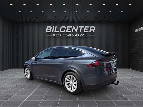 Tesla Model X 6 of 21