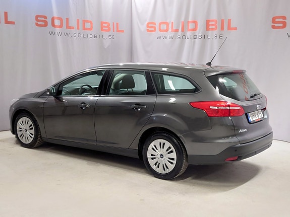 Ford Focus 4 of 12
