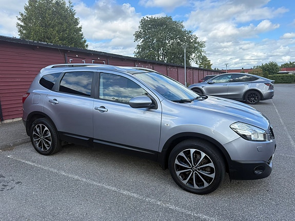 Nissan Qashqai+2 2 of 11