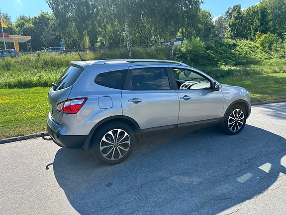 Nissan Qashqai+2 3 of 5