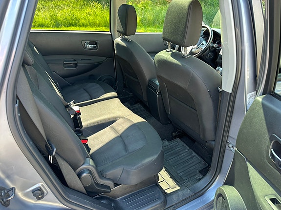 Nissan Qashqai+2 8 of 11