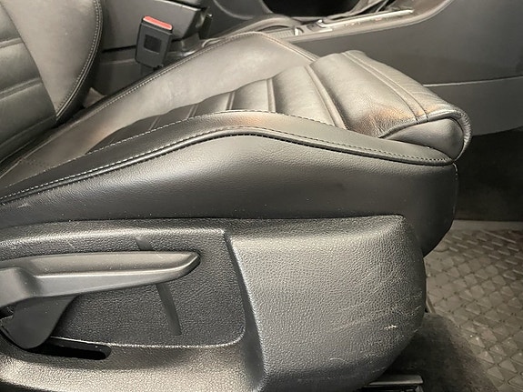 Volkswagen Passat 18 of 22