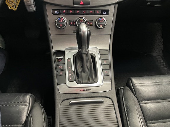 Volkswagen Passat 21 of 22