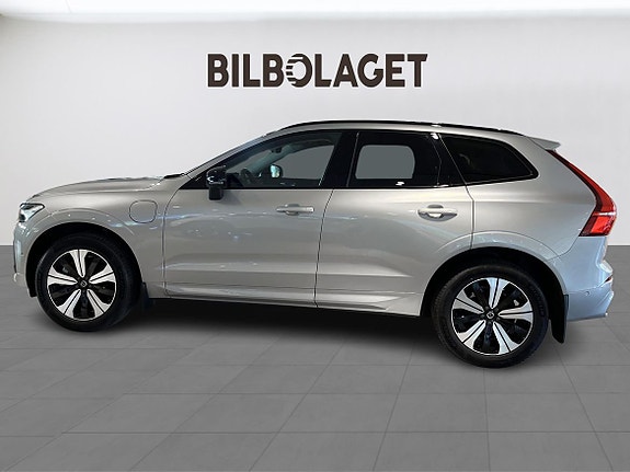 Volvo XC60 2 of 28