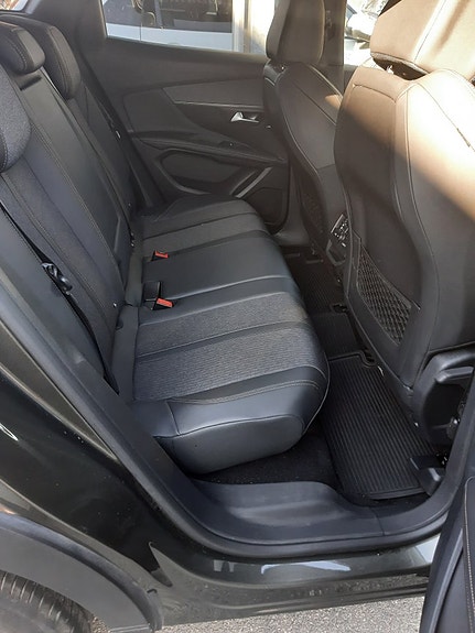 Peugeot 3008 5 of 5