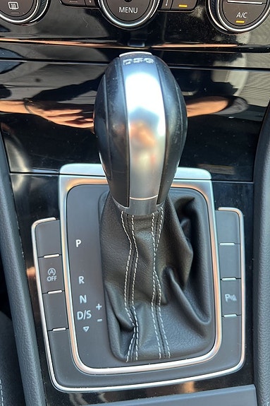 Volkswagen Golf I 18 of 26