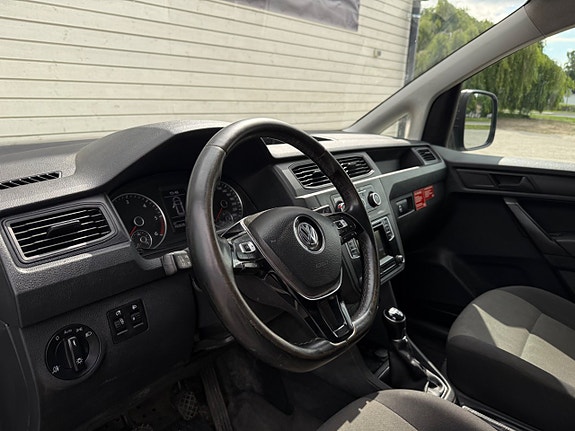 Volkswagen Caddy 6 of 9
